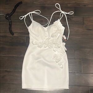 TERANI Couture ivory floral appliqué dress